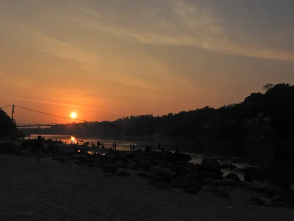 Sunset at Ram Jhula, Rishikesh (location photo, not the ashram)