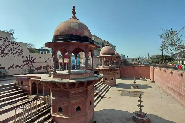 Old Yamuna ghat on Parikrama Marg, Vrindavan (location photo, not the ashram)