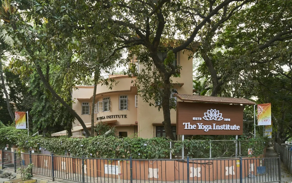 The Yoga Institute, Santacruz, Mumbai